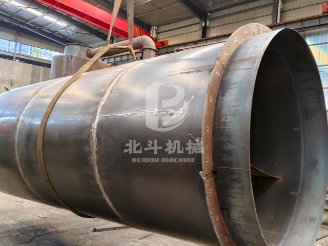 分秒必爭(zhēng)！大型烘干機(jī)設(shè)備裝車環(huán)節(jié)火熱推進(jìn)